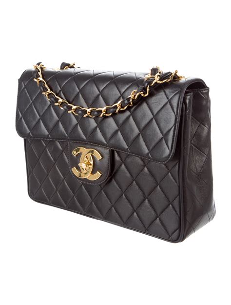 chanel classic flap bag tweedehands|Chanel classic flap bag jumbo.